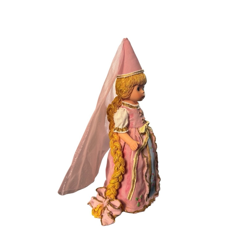 Madame Alexander Rapunzel Figurine 1999 w/ Box Limited Edition - Picture 6 of 10